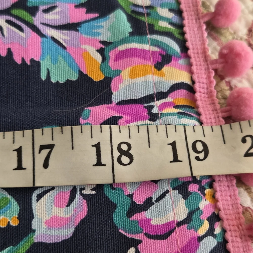 Lilly Pullitzer Guest Towel She's Got Sol